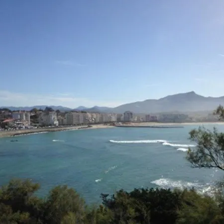 Apartment Moderne Au Coeur De Saint-jean-de-luz, A Deux Pas De La Et Des Halles - Fr-1-4-648 *